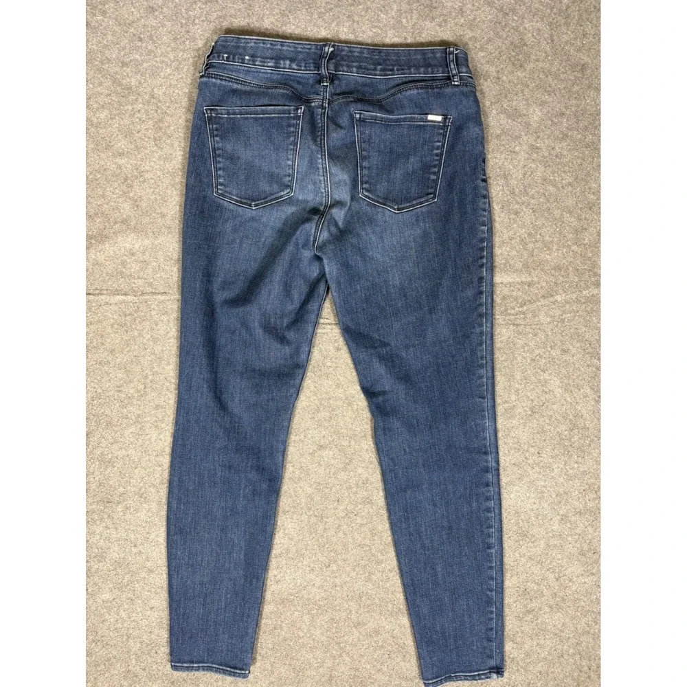 White House Black Market fading waist jegging
